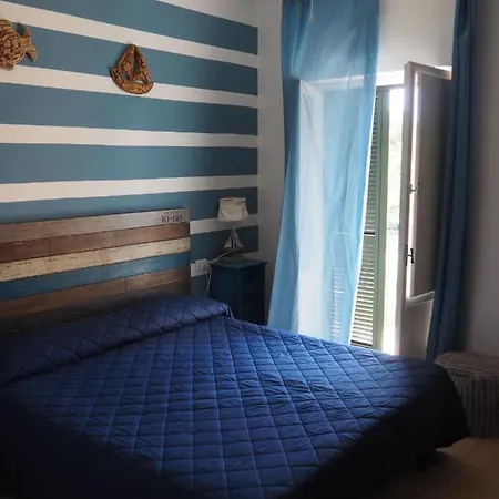 Bed and breakfast Il Vecchio E Il Mare 3*