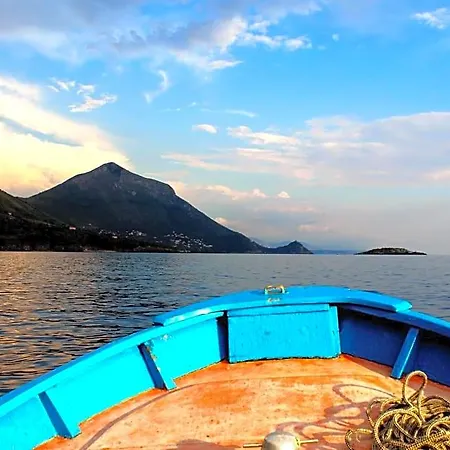 Il Vecchio E Il Mare Bed & Breakfast