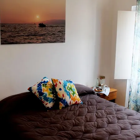 Il Vecchio E Il Mare Bed & Breakfast 3*